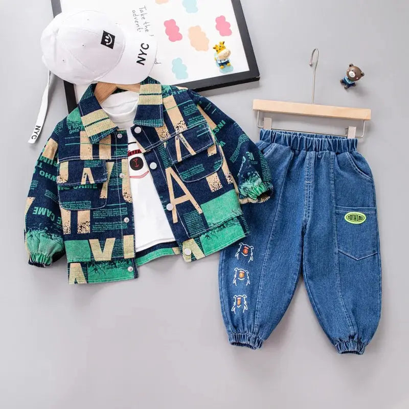 Boys Text Print Jacket, T-shirt And Jeans 3 Pcs Se