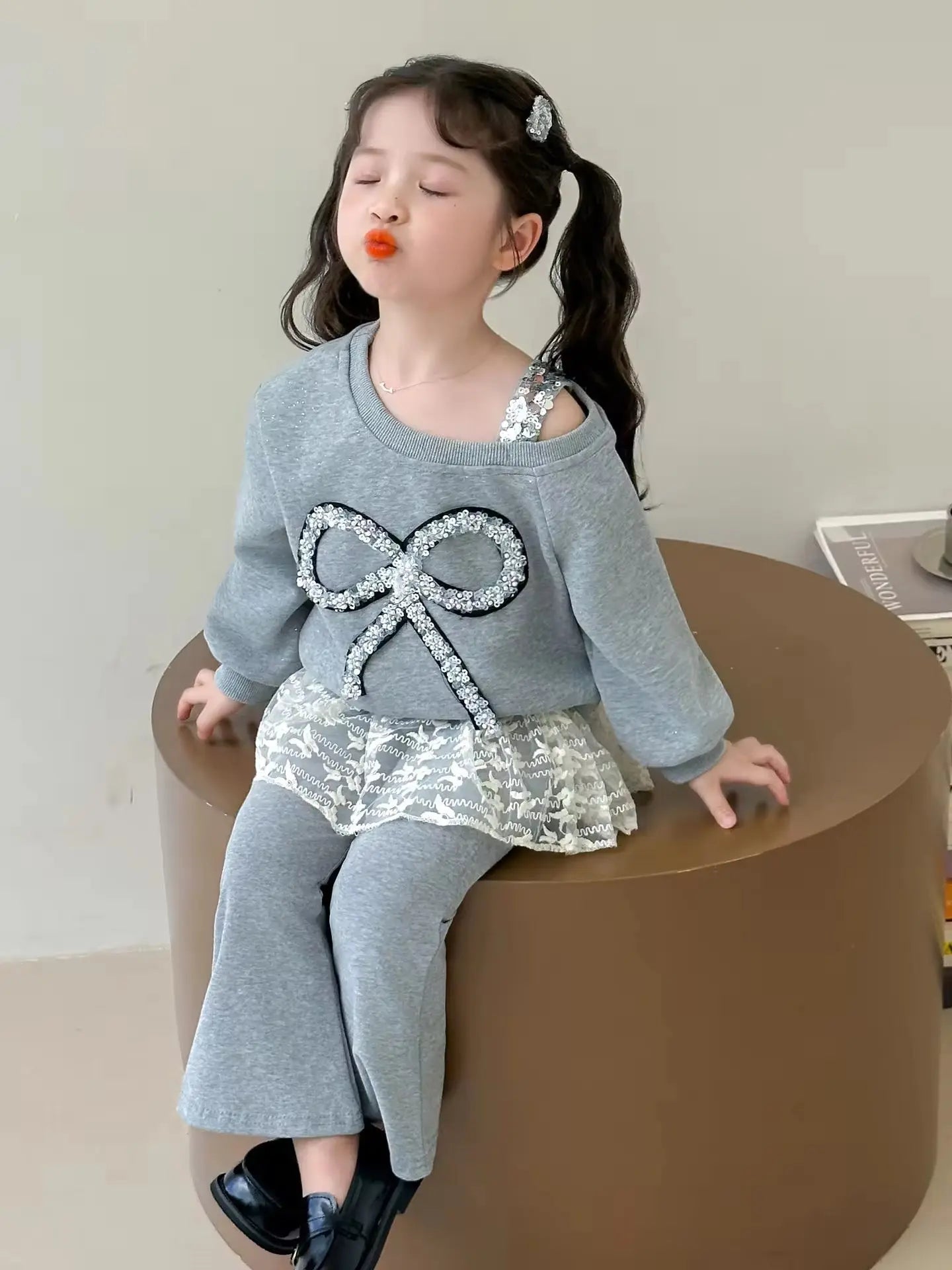 Girls Grey Bow Top With Lace Hem Matching Pants
