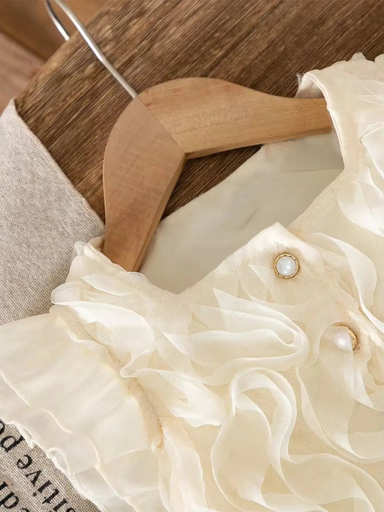 Girls Elegant Ruffle Top And Skirt 2 Pcs Set